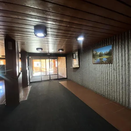 Serac - Location: Confortable Pour 4 Pers, Dans Le De La Station Mae-9117
